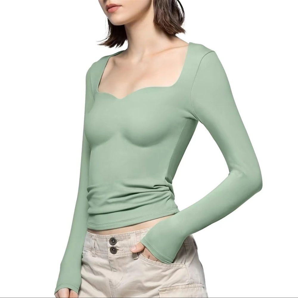 Pumiey long sleeve shirt size M
